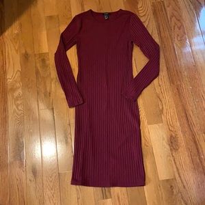 Burgundy long sleeve forever 21 midi dress size medium